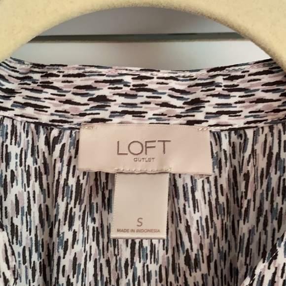 Loft Top - Picture 3 of 3